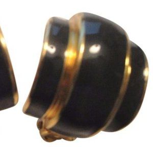 St. John Gold Vtg Tone Green Enamel Hoop Clip-on Heavy Earrings